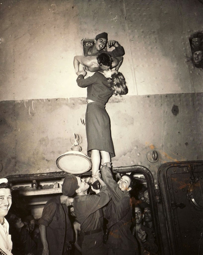 Actress Marlene Dietrich Welcomes Home A Soldier After He Returns From War – 1945