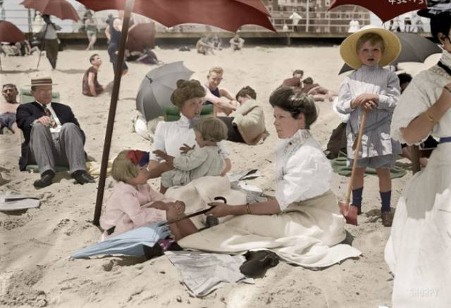 19 cent beach scene