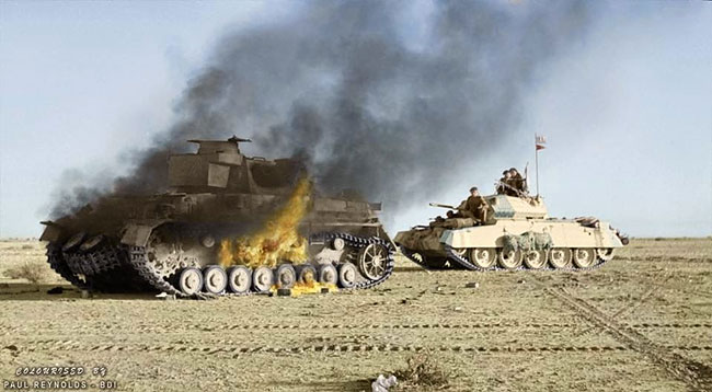 british-crusade-passes-german-panzer-1941-desert