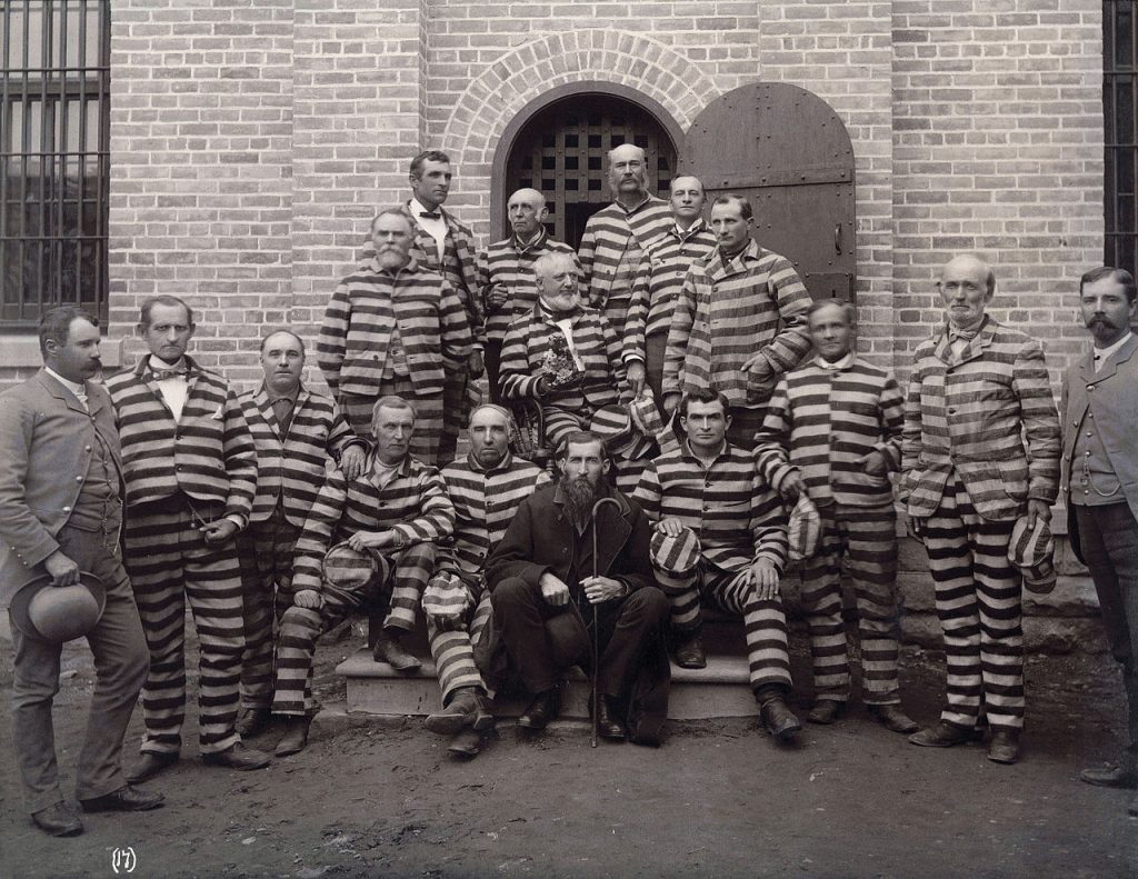 mormon-polygamists-in-prison-1889